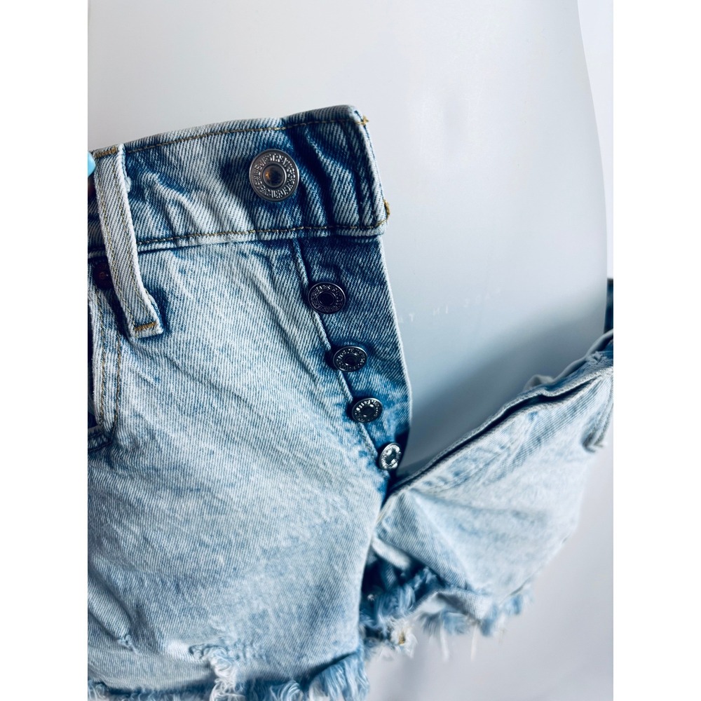 Levis 501 Original Light Wash High-Rise Distressed CutOff Shorts Button Fly | 25 - Picture 5 of 10